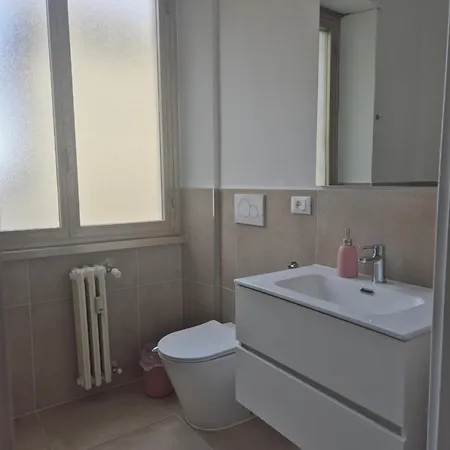 Bed & Breakfast Cris Al Pigneto 4*